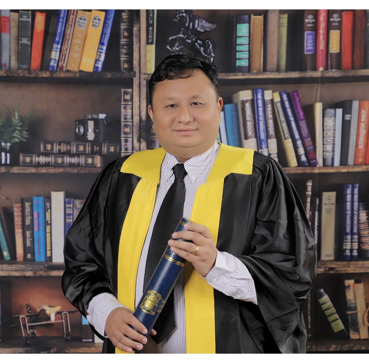 ဒေါက်တာမင်းလင်းဇော်ဦး - ဆရာဝန် ဓာတ်ပုံ